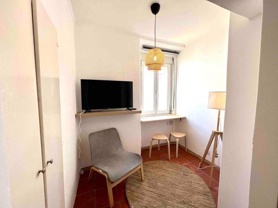 Studio In Estoril Near Beach Walk In 3 Min Eksteriør billede